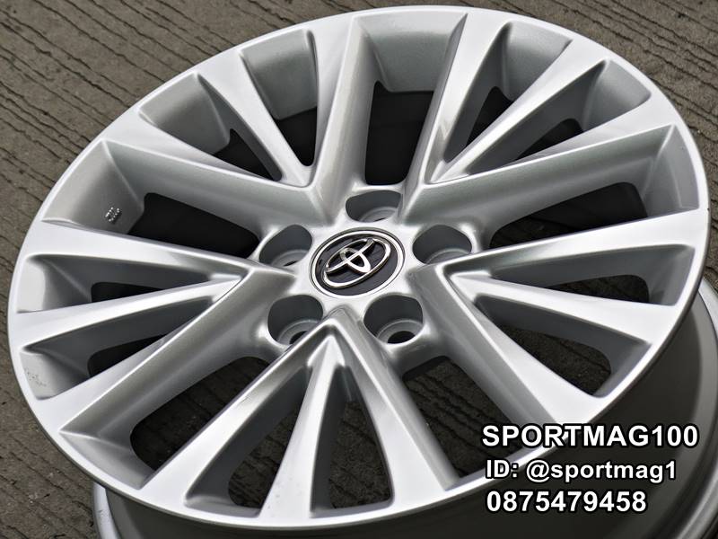 ล้อแม็ก ล้อแม็กมือสอง Toyota NewCamry 5รู114 ET45 ซิลเวอร์ 7-17นิ้ว